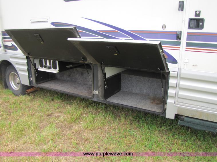 image for item A5093 1998 Winnebago Chieftain RV motor home