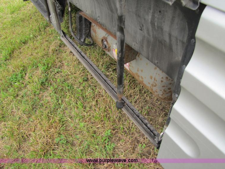 image for item A5093 1998 Winnebago Chieftain RV motor home