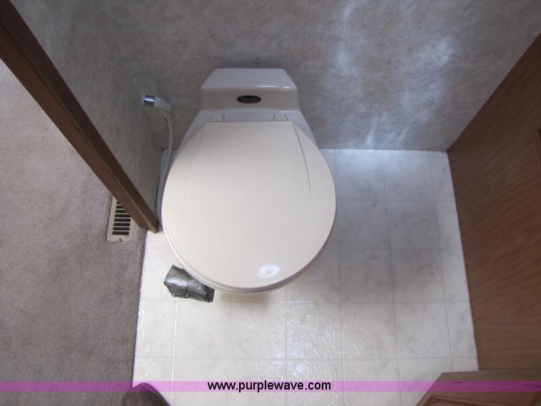 image for item A5093 1998 Winnebago Chieftain RV motor home