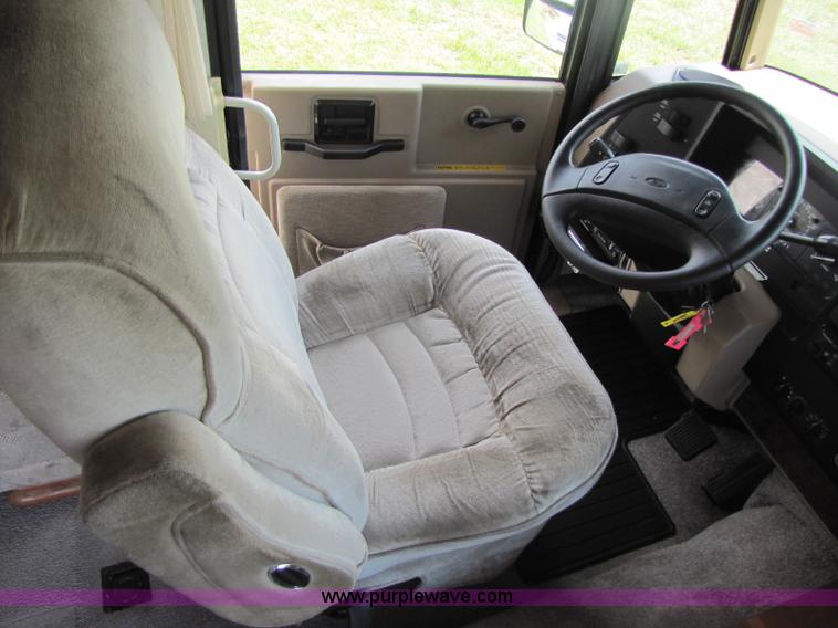 image for item A5093 1998 Winnebago Chieftain RV motor home