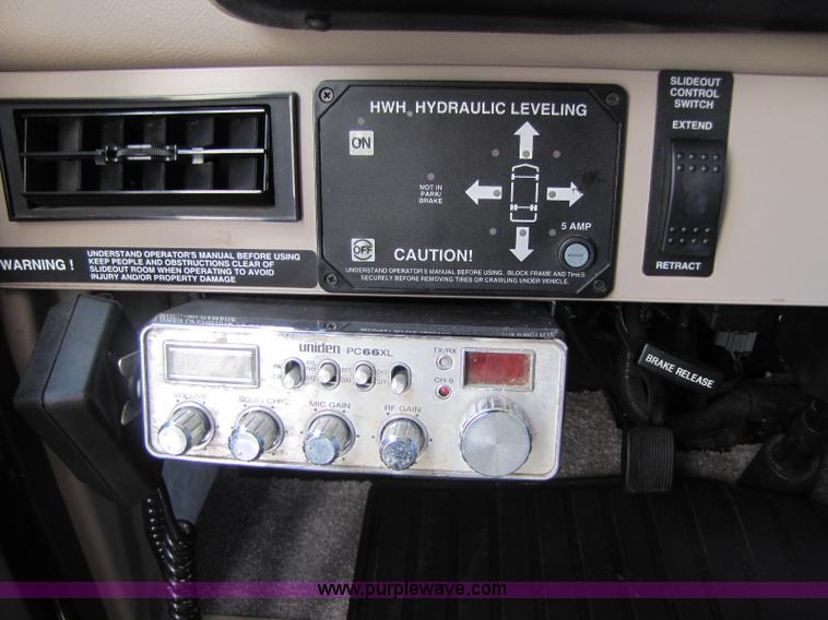 image for item A5093 1998 Winnebago Chieftain RV motor home