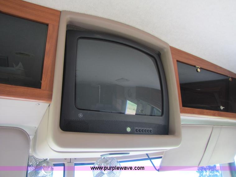 image for item A5093 1998 Winnebago Chieftain RV motor home