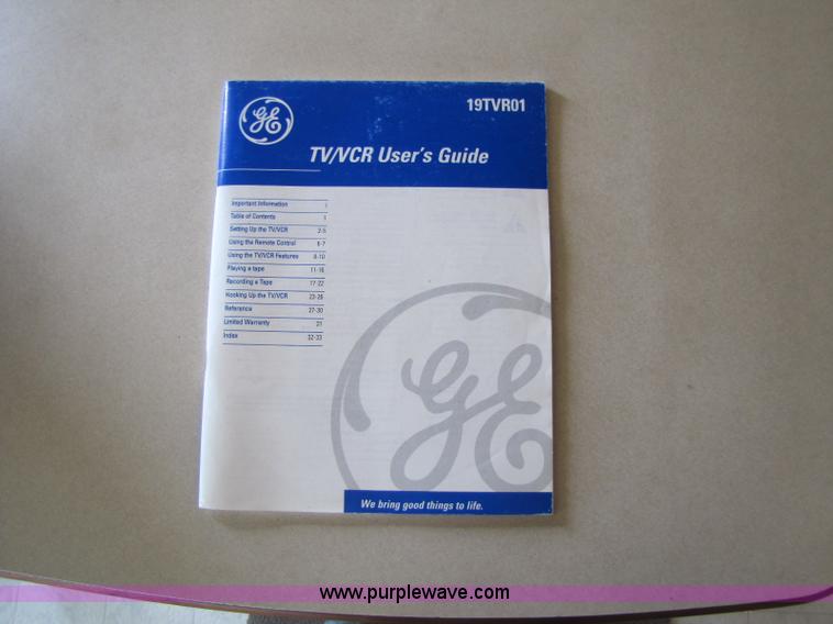 image for item A5093 1998 Winnebago Chieftain RV motor home