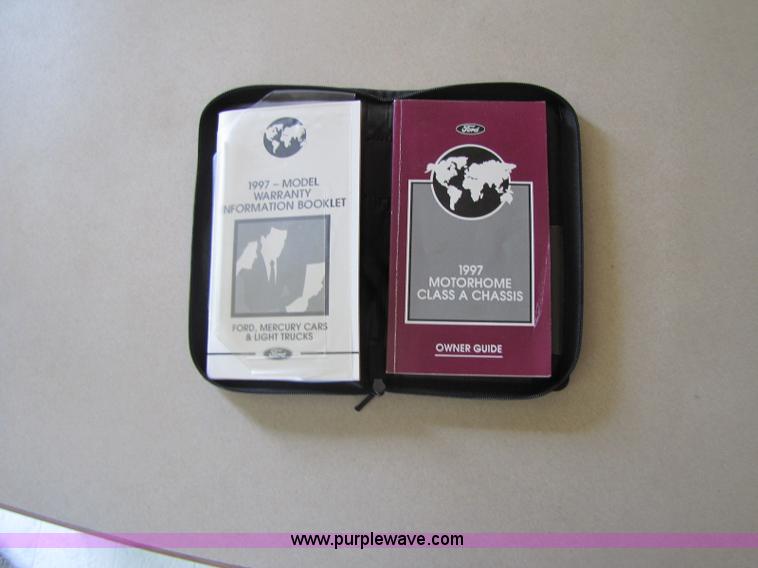 image for item A5093 1998 Winnebago Chieftain RV motor home