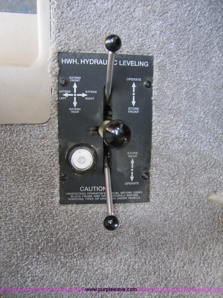 image for item A5093 1998 Winnebago Chieftain RV motor home