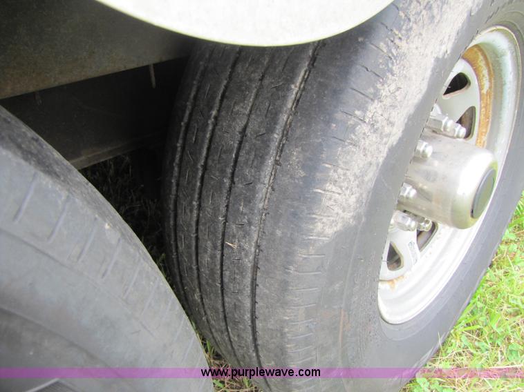 image for item A5095 2006 Millennium 35' triple axle cargo trailer