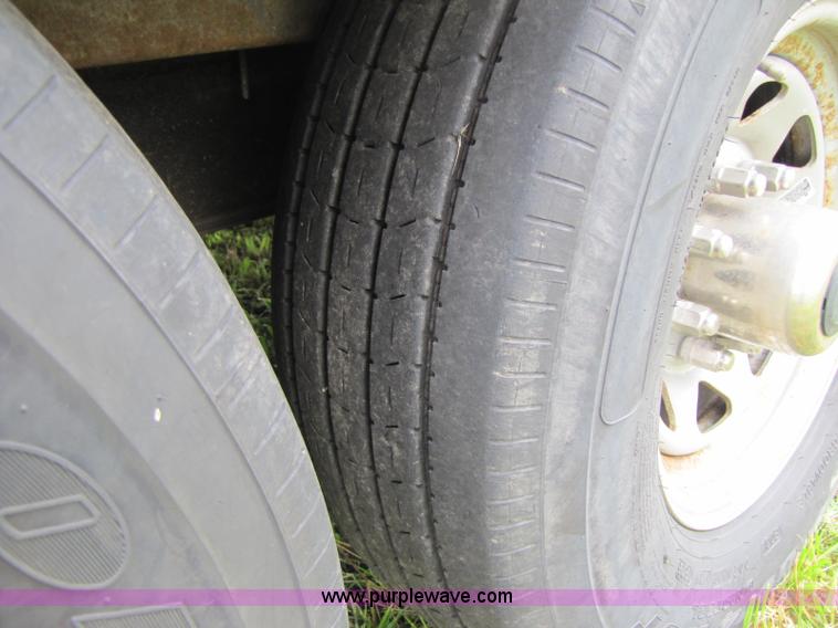 image for item A5095 2006 Millennium 35' triple axle cargo trailer