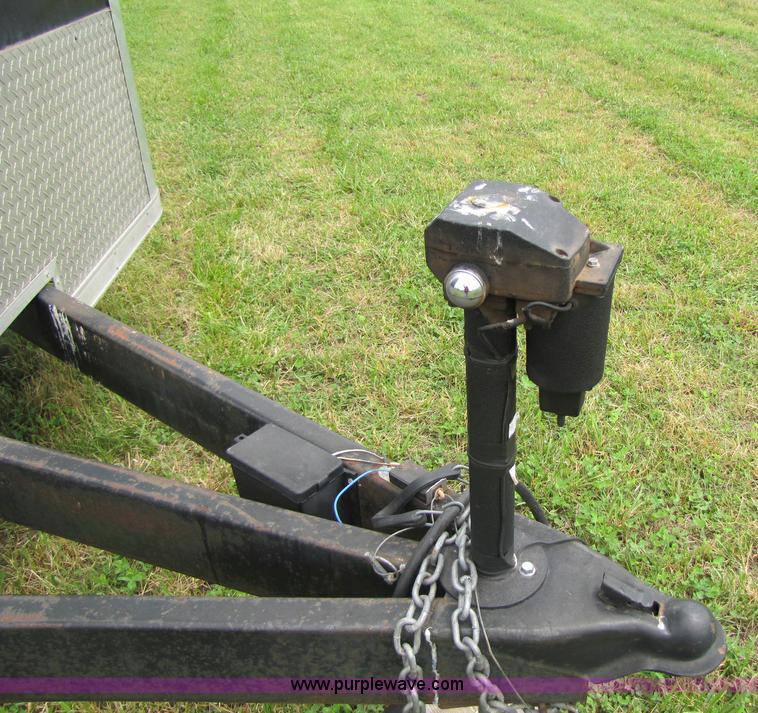 image for item A5095 2006 Millennium 35' triple axle cargo trailer