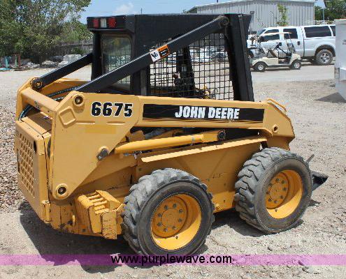 image for item A9304 John Deere 6675 skid loader