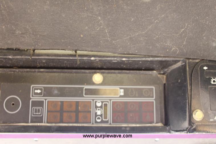 image for item A9304 John Deere 6675 skid loader