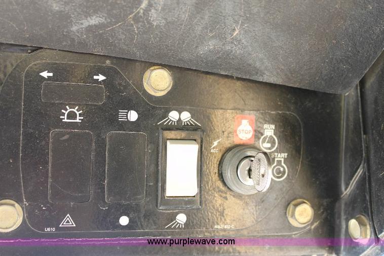 image for item A9304 John Deere 6675 skid loader