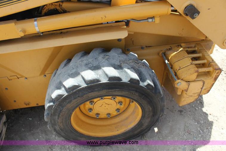 image for item A9304 John Deere 6675 skid loader