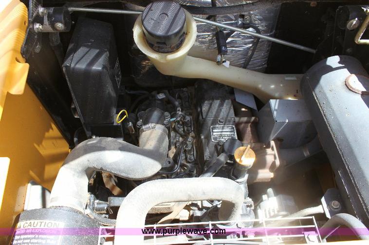 image for item A9304 John Deere 6675 skid loader