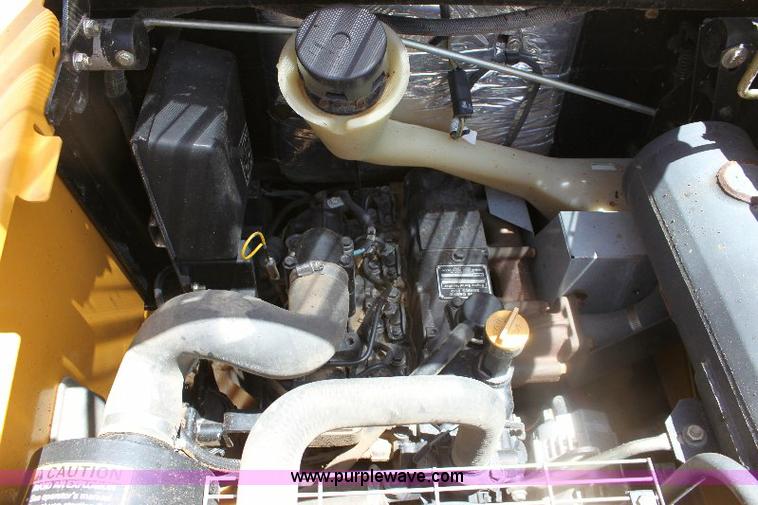 image for item A9304 John Deere 6675 skid loader