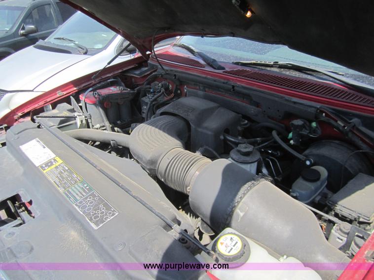 image for item A9365 2002 Ford F150 extended cab pickup truck