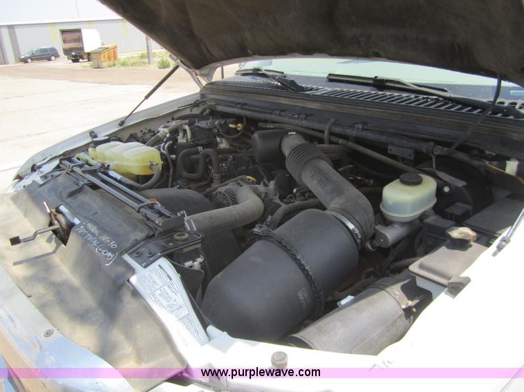 image for item A9366 2001 Ford Excursion XLT SUV