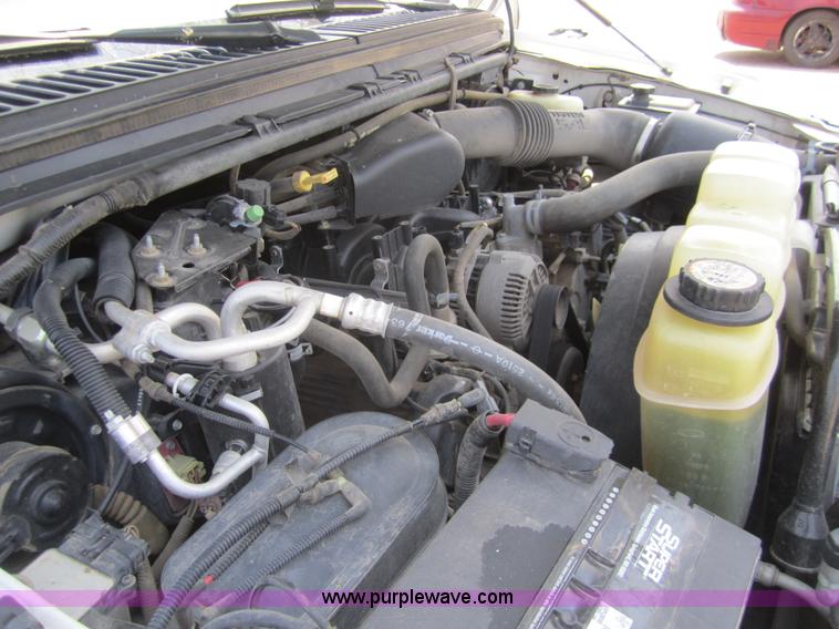 image for item A9366 2001 Ford Excursion XLT SUV