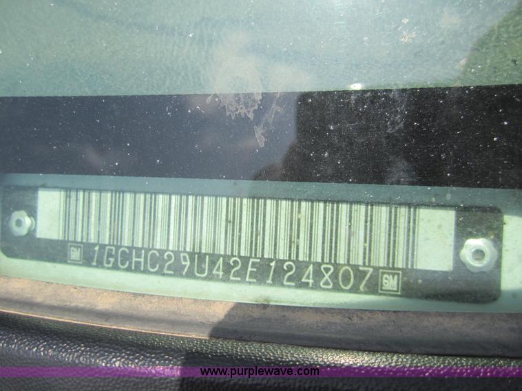 image for item A9384 2002 Chevrolet Silverado C2500HD quad cab pickup truck