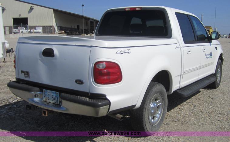 image for item A9561 2001 Ford F150 crew cab pickup truck