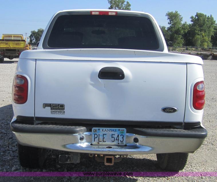 image for item A9561 2001 Ford F150 crew cab pickup truck