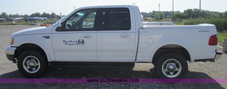 image for item A9561 2001 Ford F150 crew cab pickup truck
