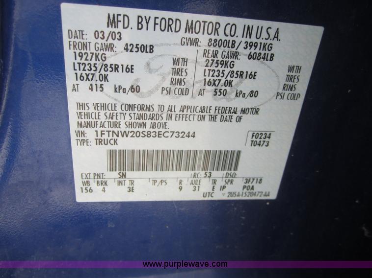 image for item A9566 2003 Ford F250 XLT Super Duty crew cab pickup truck