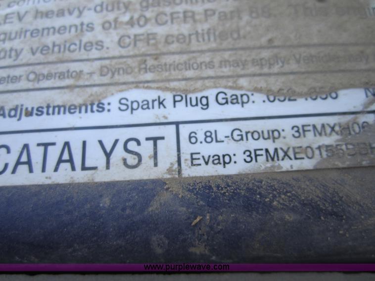 image for item A9566 2003 Ford F250 XLT Super Duty crew cab pickup truck