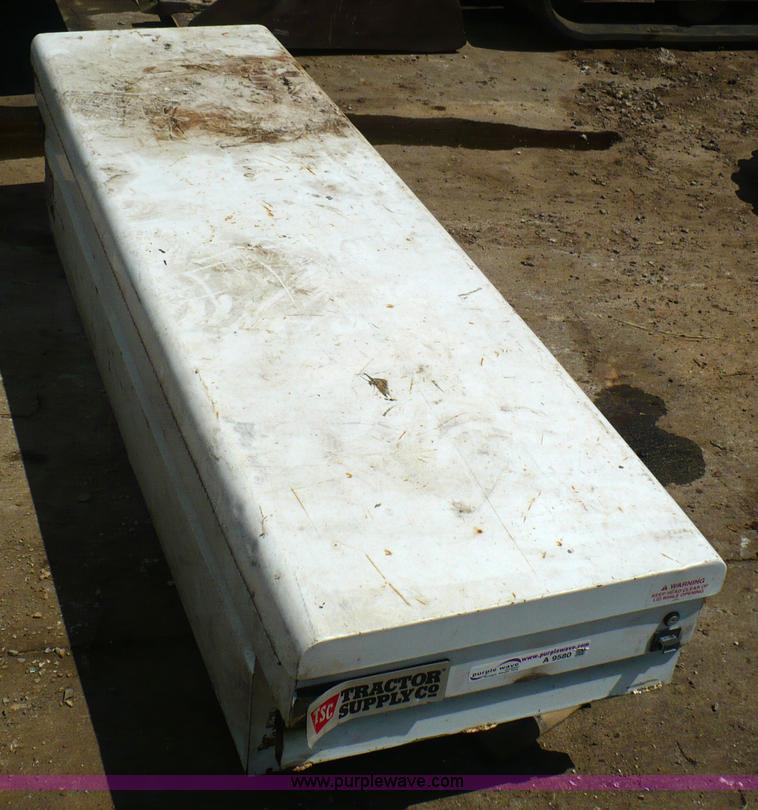 image for item A9580 Tractor Supply pickup toolbox