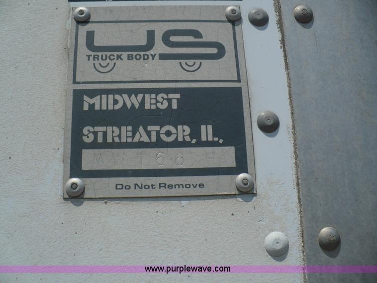 image for item A9582 Midwest Streator van box body
