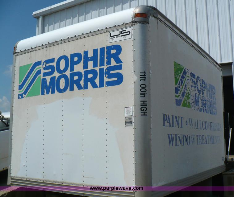 image for item A9582 Midwest Streator van box body