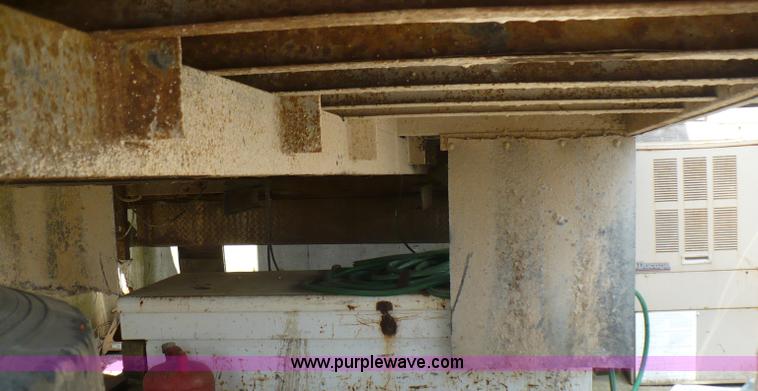 image for item A9582 Midwest Streator van box body