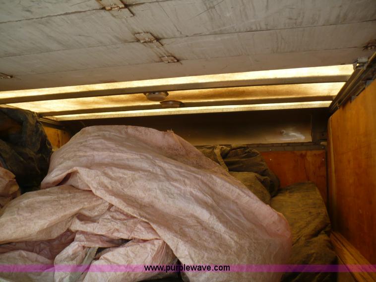 image for item A9582 Midwest Streator van box body