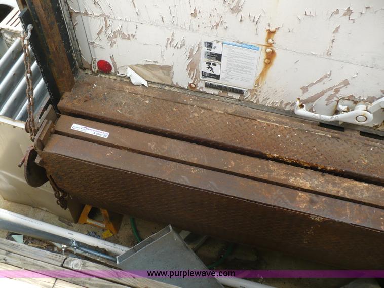 image for item A9582 Midwest Streator van box body