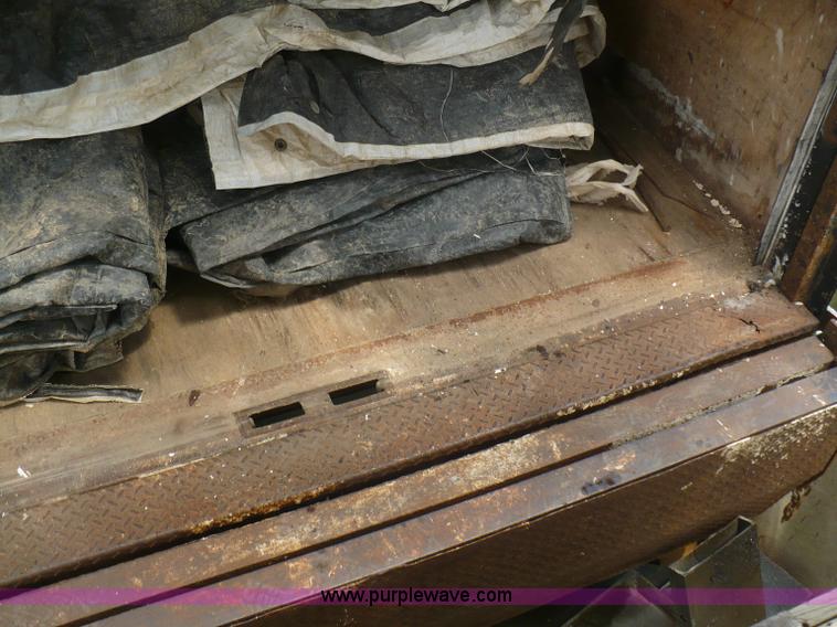 image for item A9582 Midwest Streator van box body