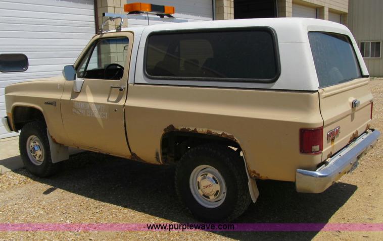 image for item A9607 1987 GMC Jimmy V1500 SUV