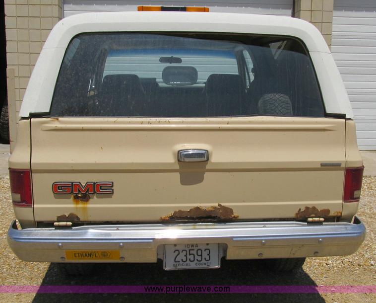 image for item A9607 1987 GMC Jimmy V1500 SUV