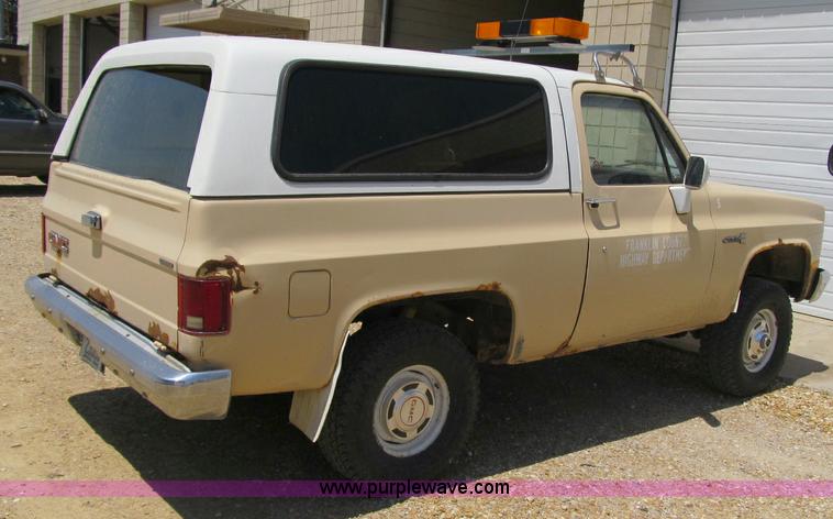 image for item A9607 1987 GMC Jimmy V1500 SUV