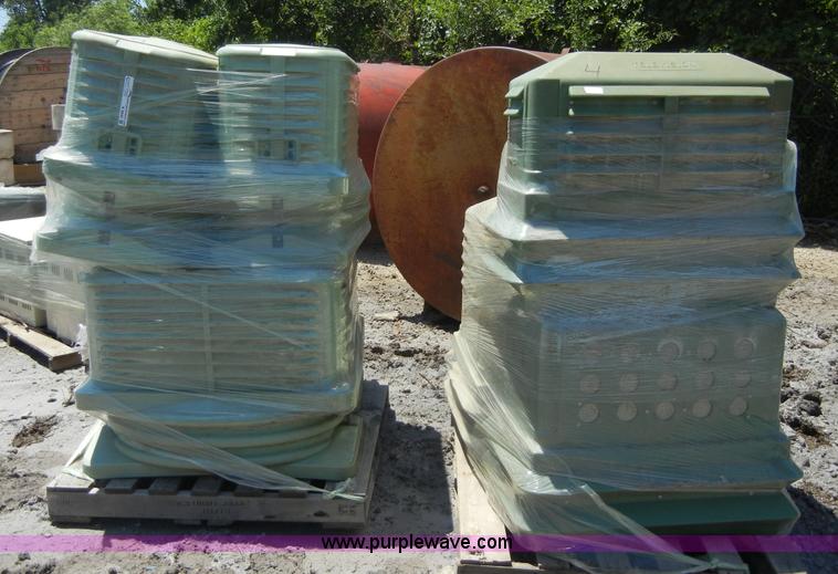 image for item A9840 (11) Charles model 117 style TV boxes