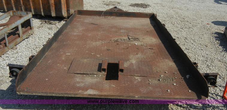 image for item A9857 1990 Star 10' tilt trailer