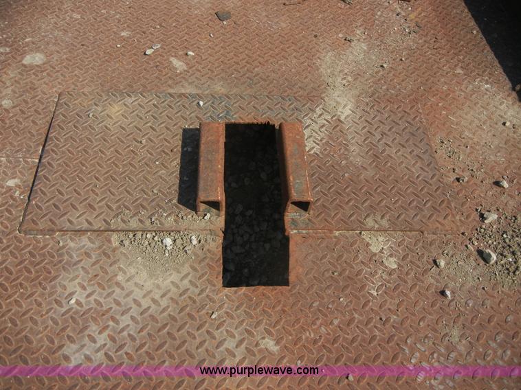 image for item A9857 1990 Star 10' tilt trailer