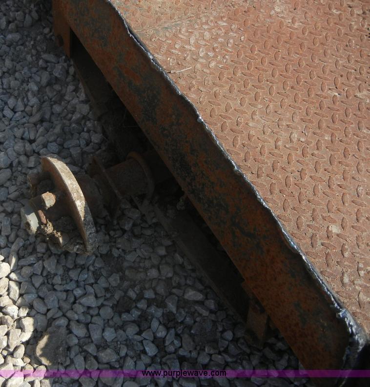 image for item A9857 1990 Star 10' tilt trailer