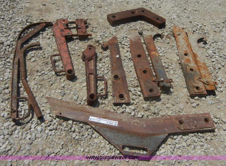 image for item A9932 (8) assorted blades and attachments for Case Maxi-Sneaker trencher