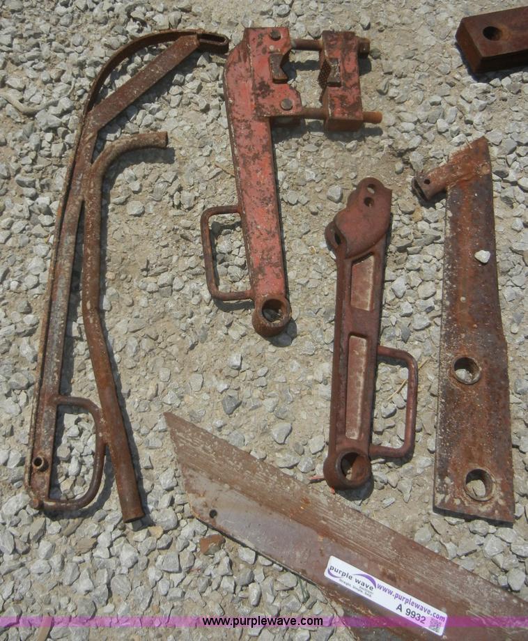 image for item A9932 (8) assorted blades and attachments for Case Maxi-Sneaker trencher