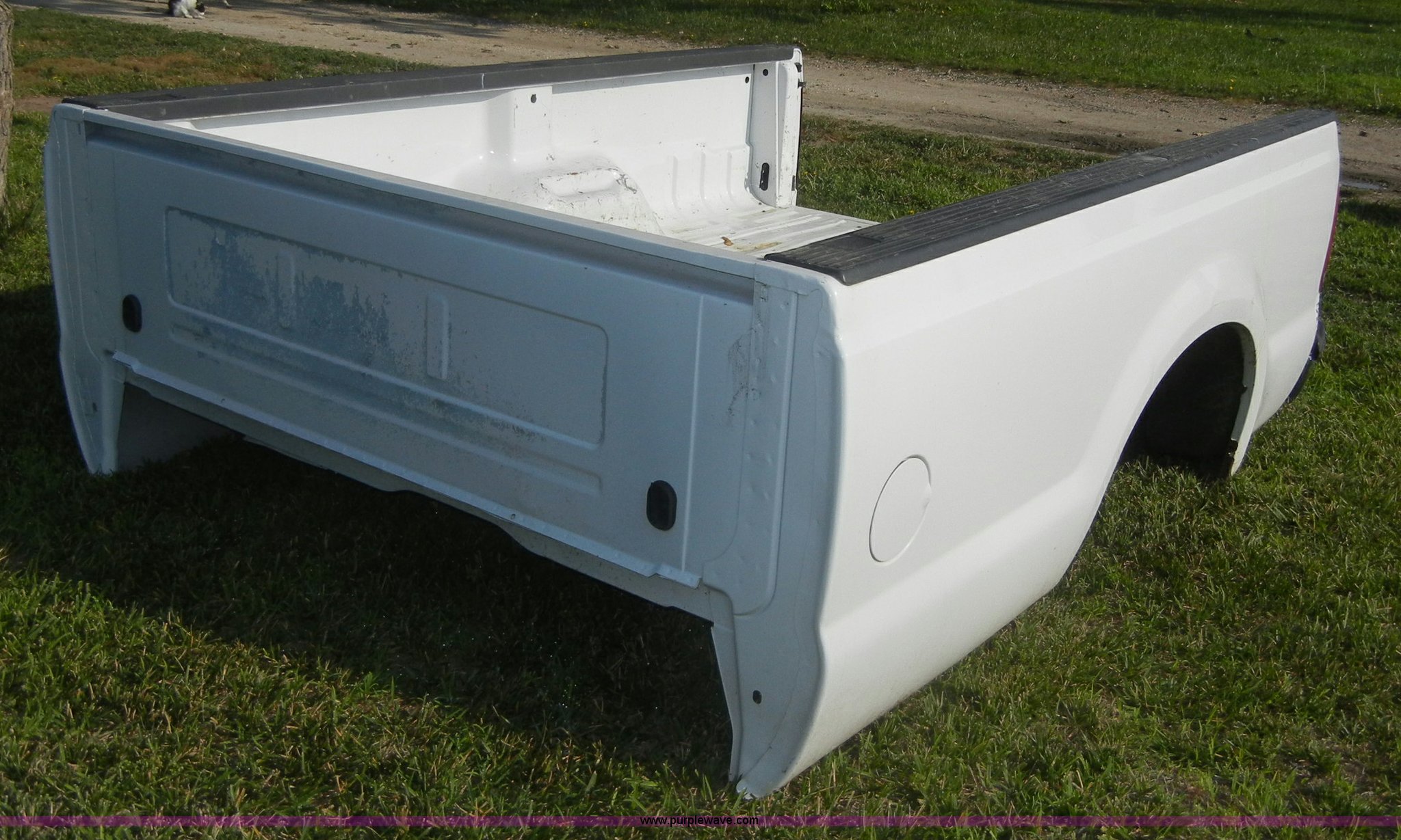 2000 Ford Super Duty pickup truck bed with bumper in St Marys, KS