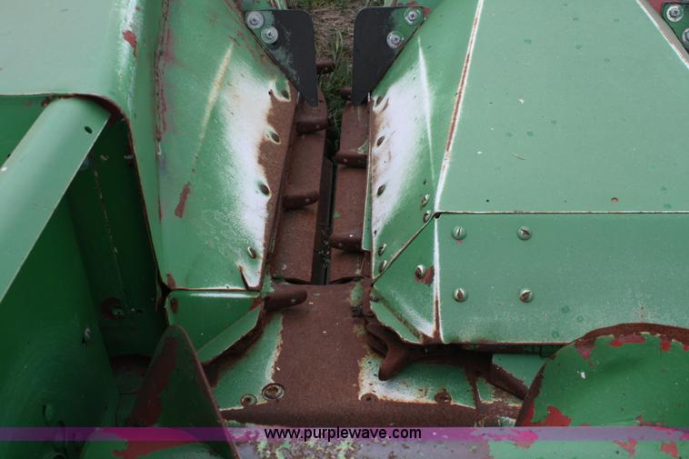 image for item A2106 Case IH 1083 eight row corn head