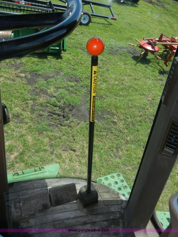 image for item A2109 John Deere 9500 combine