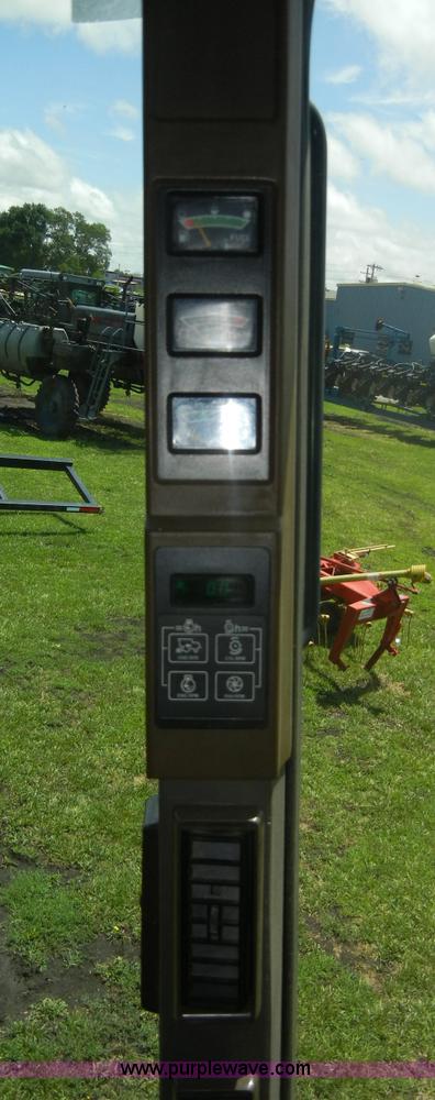 image for item A2109 John Deere 9500 combine