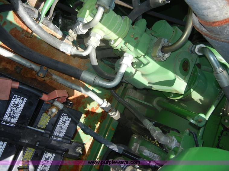 image for item A2109 John Deere 9500 combine