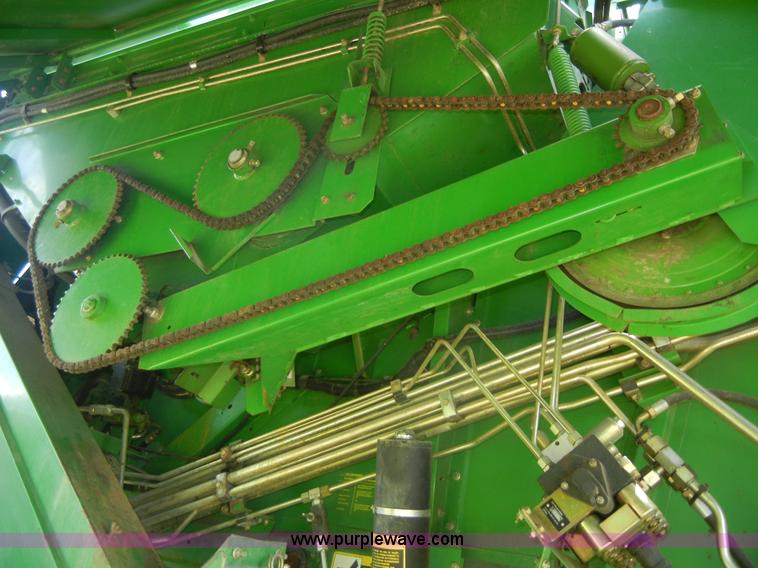 image for item A2109 John Deere 9500 combine