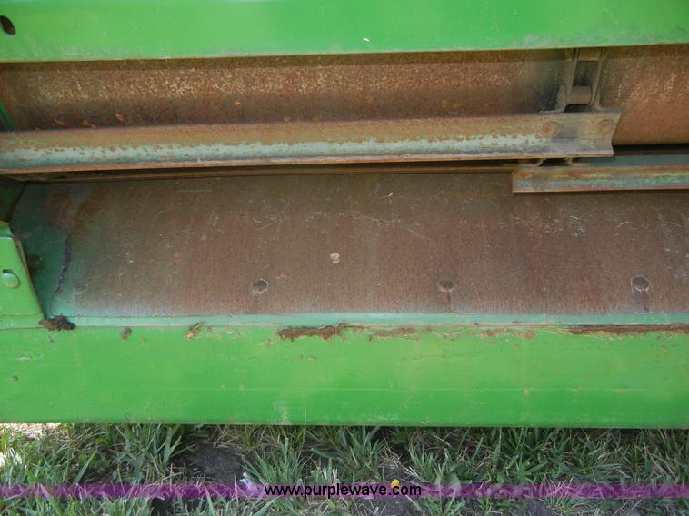 image for item A2109 John Deere 9500 combine